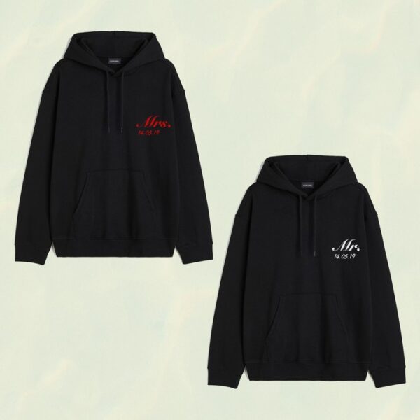 Tarih Baskılı Sevgili Kombini Kapşonlu Siyah Sweatshirt