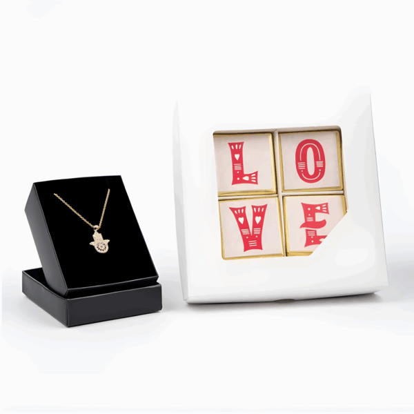 Love Çikolata ve Fatıma Eli Zirkon Kolye Seti
