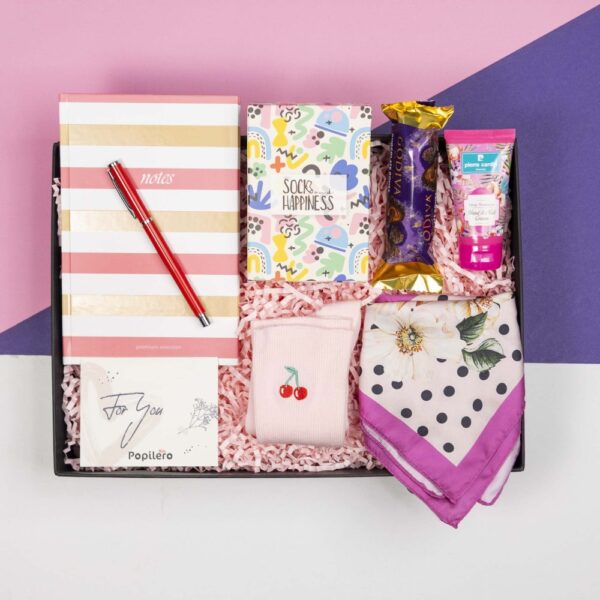 Kadına Kutlama Hediye Kutusu